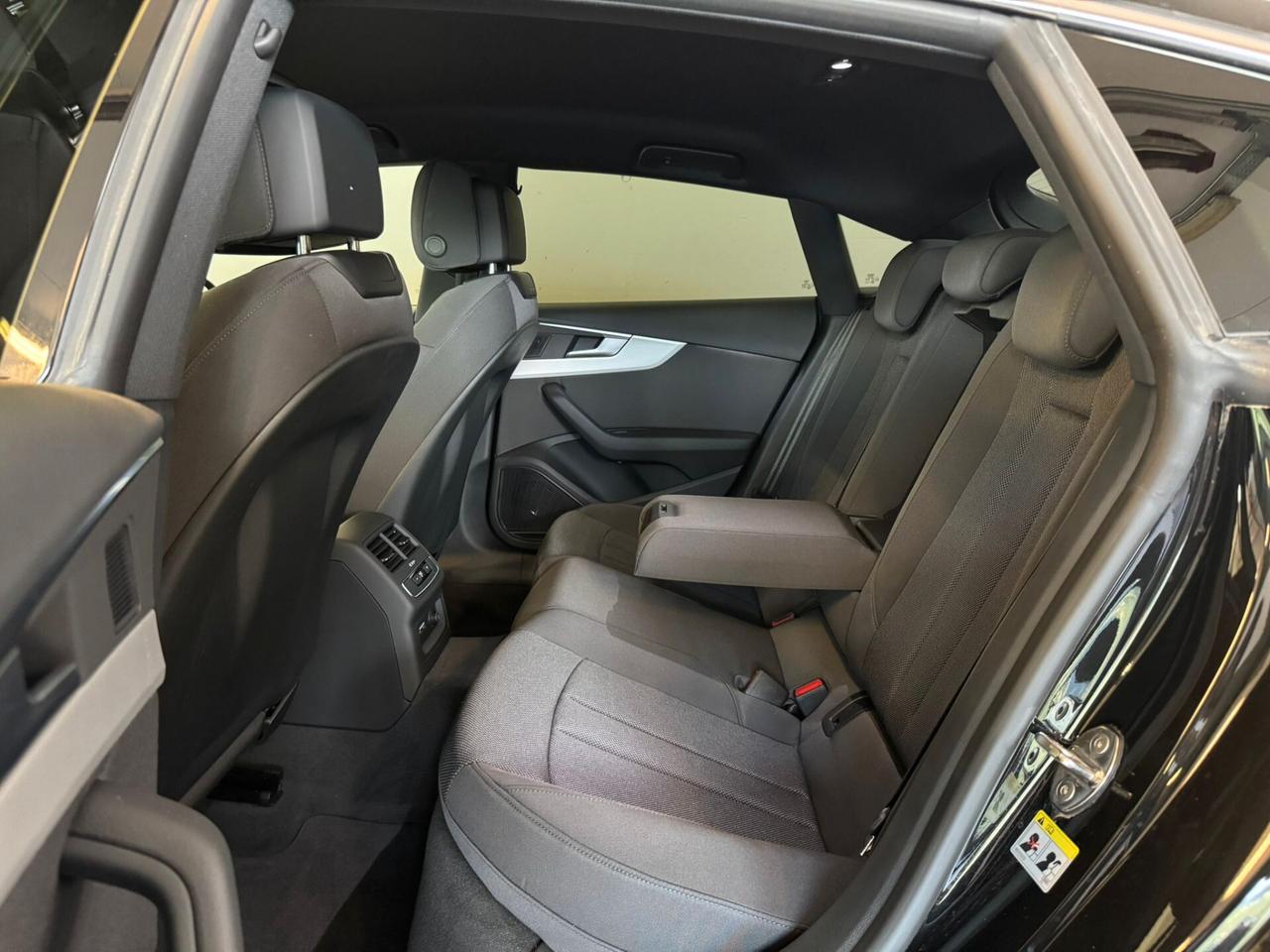 Audi A5 SPB 40 TFSI quattro S tronic Business Advanced