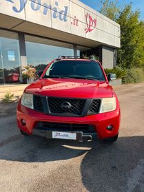 Nissan Navara 2.5 dCi 190CV 4 porte Double Cab LE