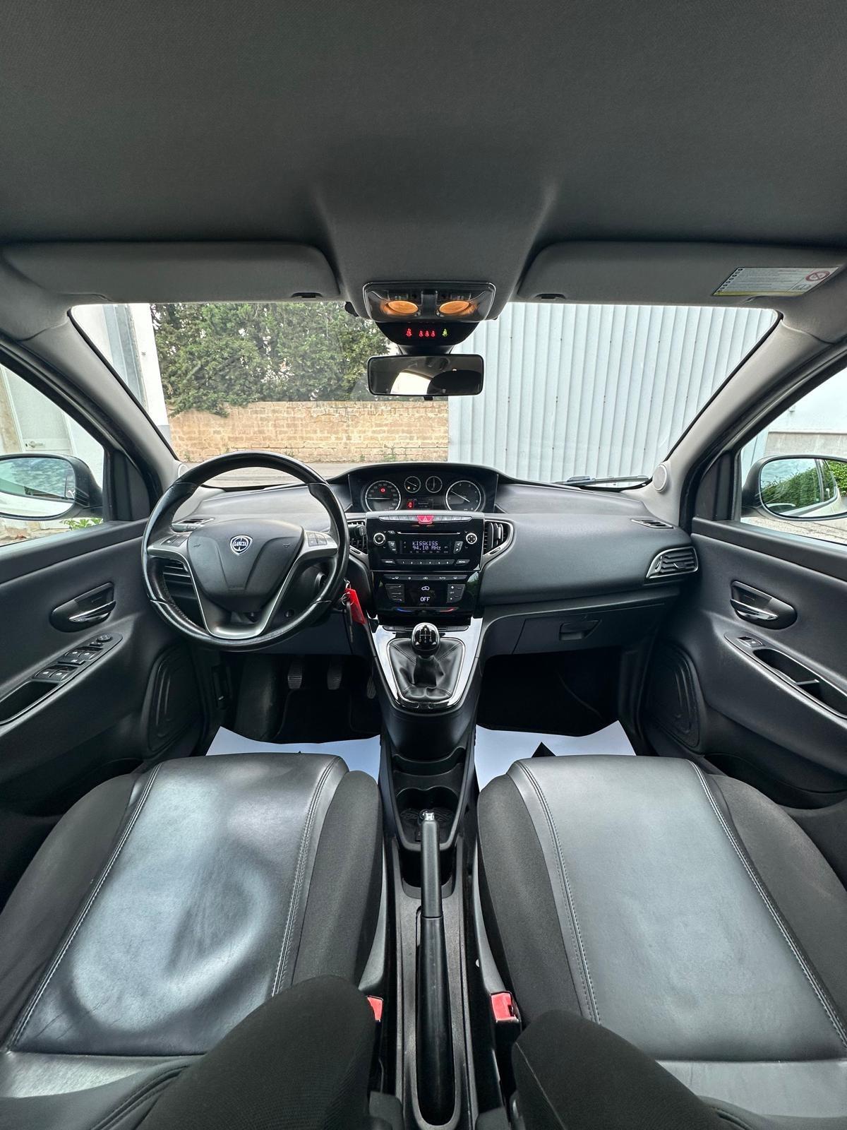 Lancia Ypsilon 1.3 MJT 16V 95 CV 5 porte S&S Platinum