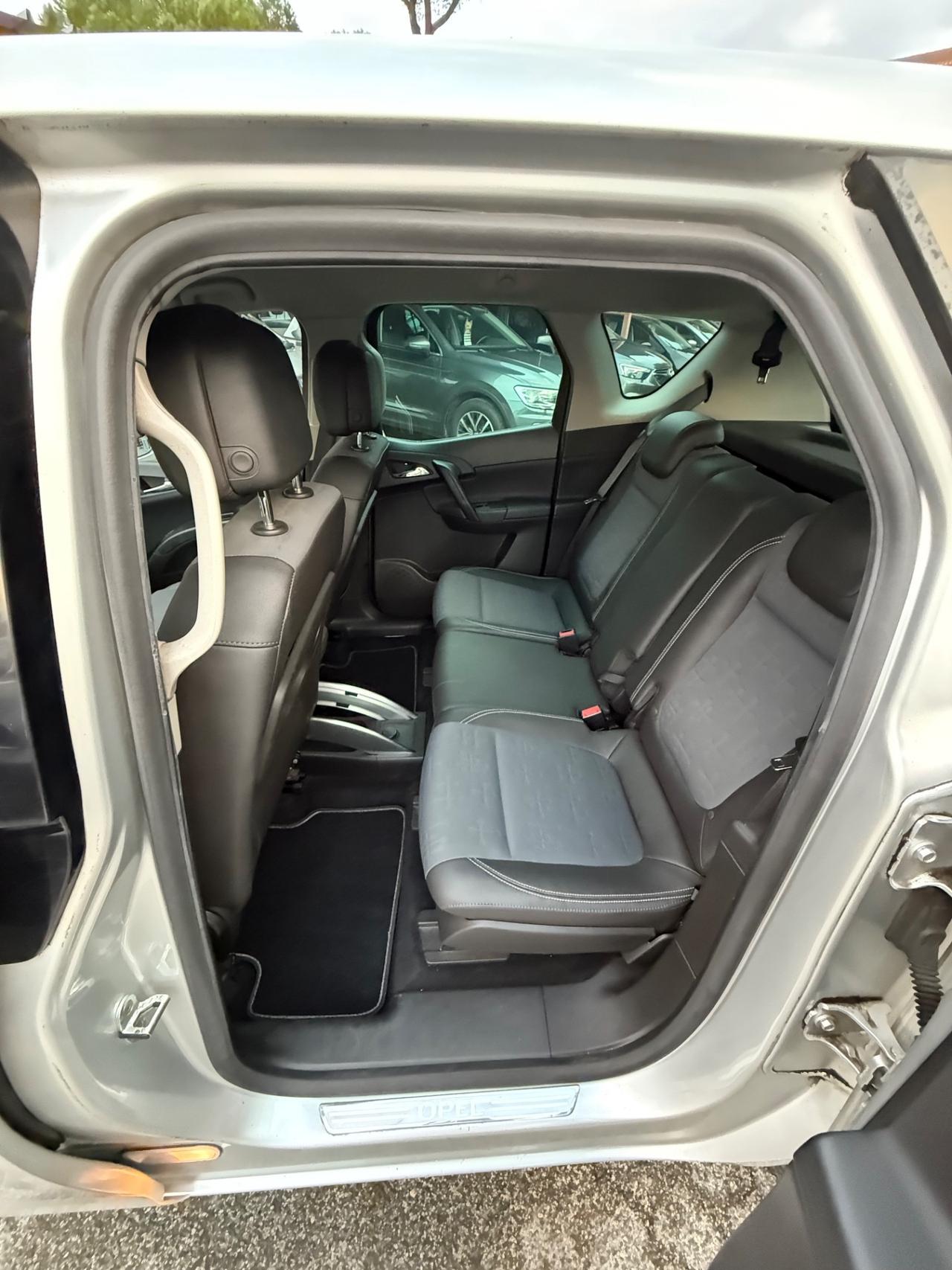 Meriva 1.3 95 cv : Cosmo/unipro/rate/garanzia