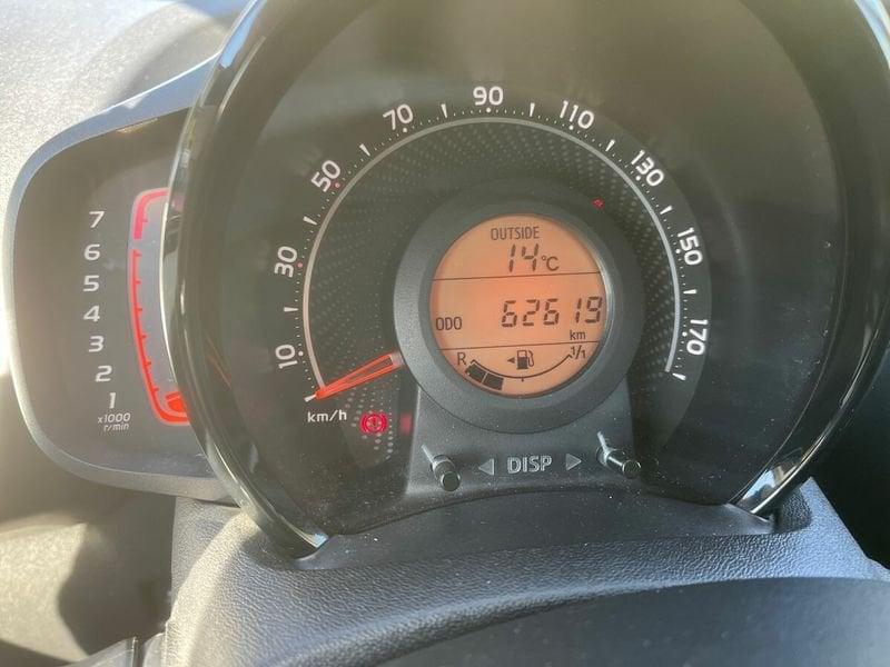 Toyota Aygo Aygo 5p 1.0 x-cool 72cv