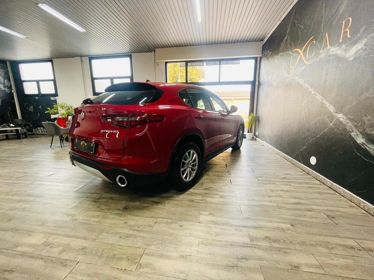 Alfa Romeo Stelvio 2.2 Turbodiesel 190 CV AT8 RWD Business
