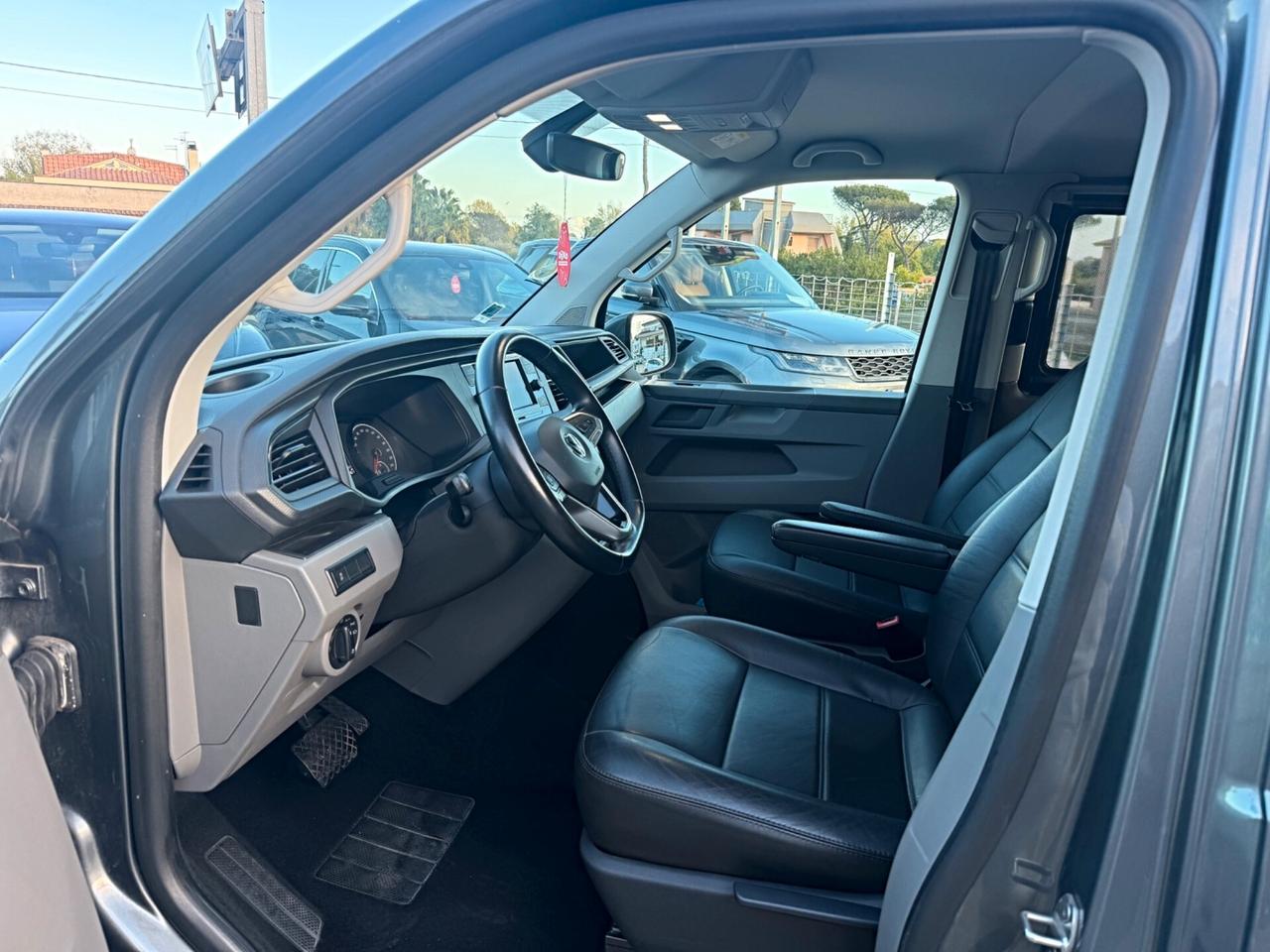 Volkswagen Caravelle 2.0 TDI 150CV DSG PC Cruise