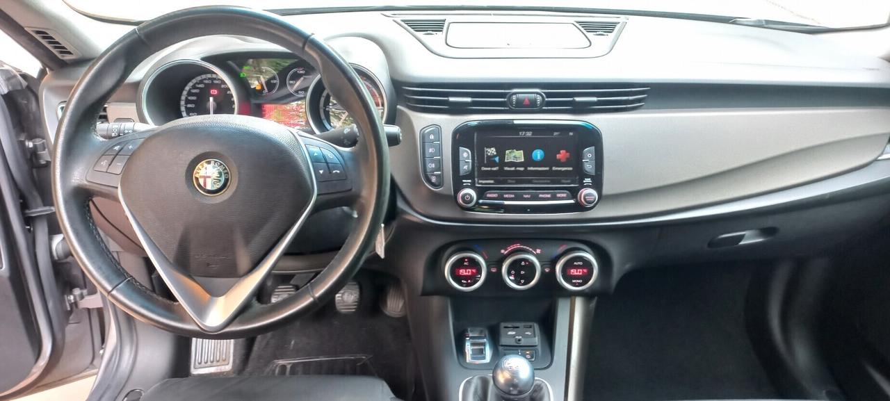 Alfa Romeo Giulietta 2.0 JTDm-2 150 CV Distinctive