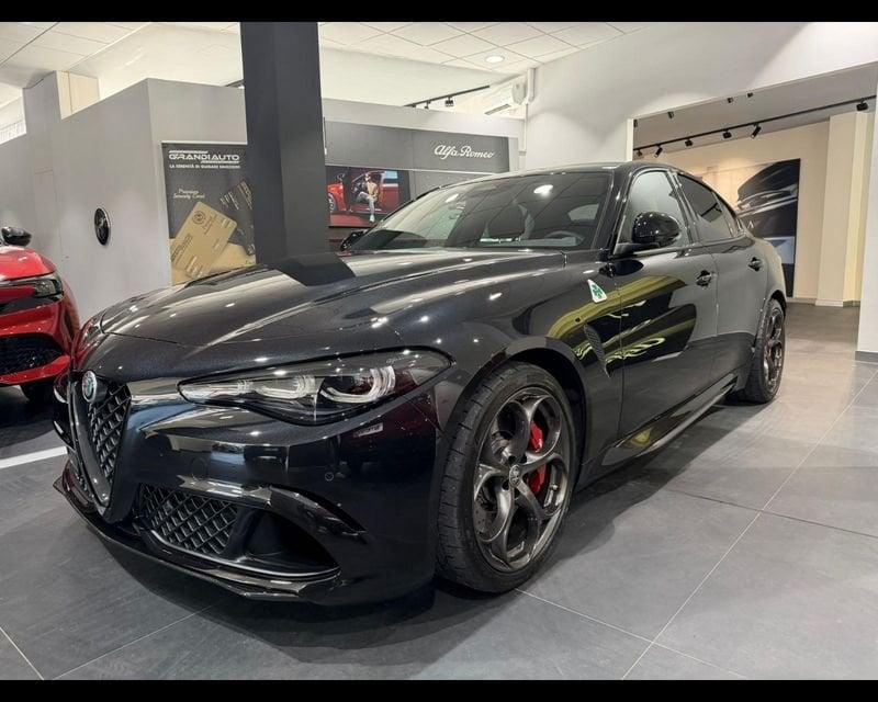 Alfa Romeo Giulia 2.9 V6 Quadrifoglio 520cv auto