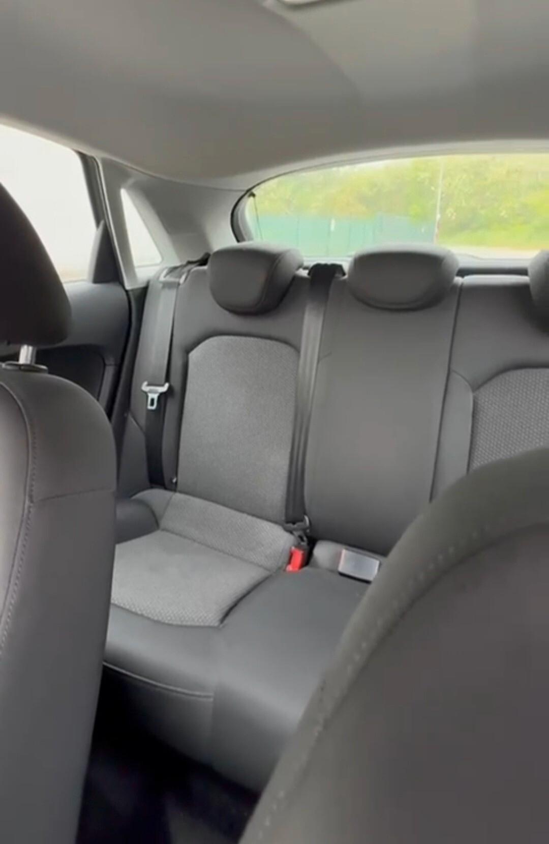 Audi A1 SPB 1.6 TDI 116 CV Design
