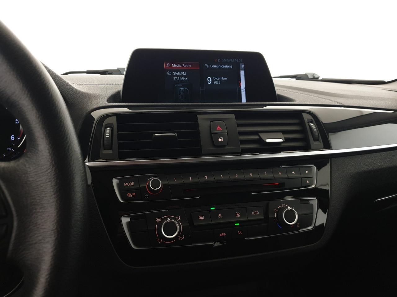 BMW Serie 1 118d urban 5p auto