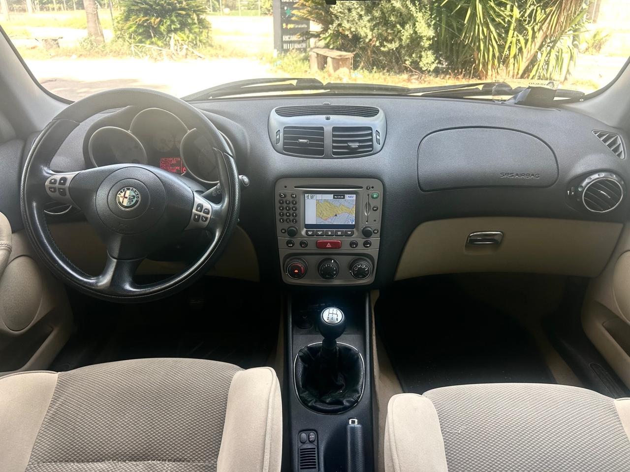 Alfa Romeo 147 1.9 JTD (115 CV) cat 5p. Distinctive