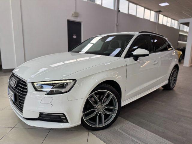 AUDI A3 SPB 40 e-tron S tronic Sport