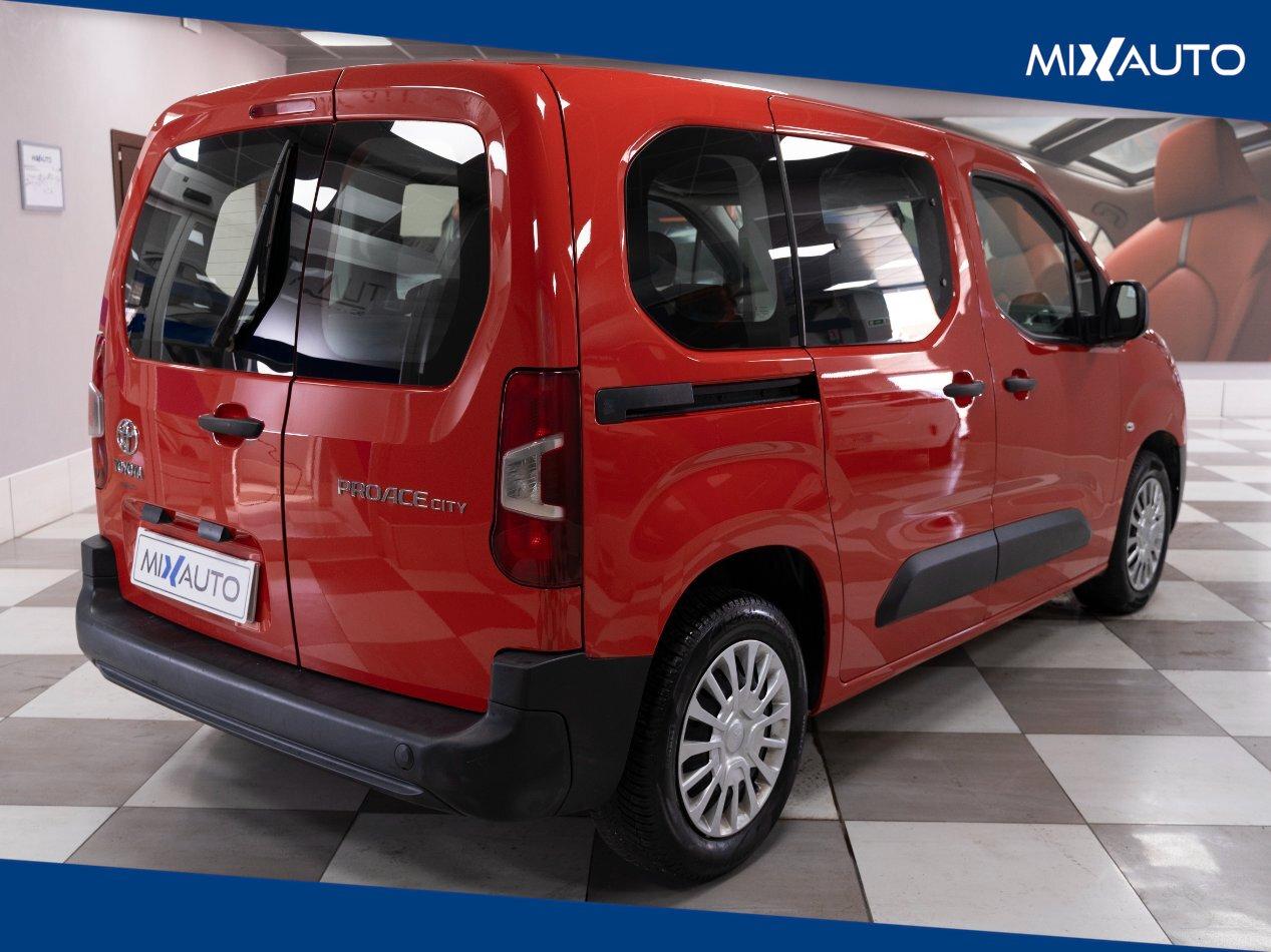 Toyota Proace City Verso 1.5D COMBI GX PLUS L1 130CV