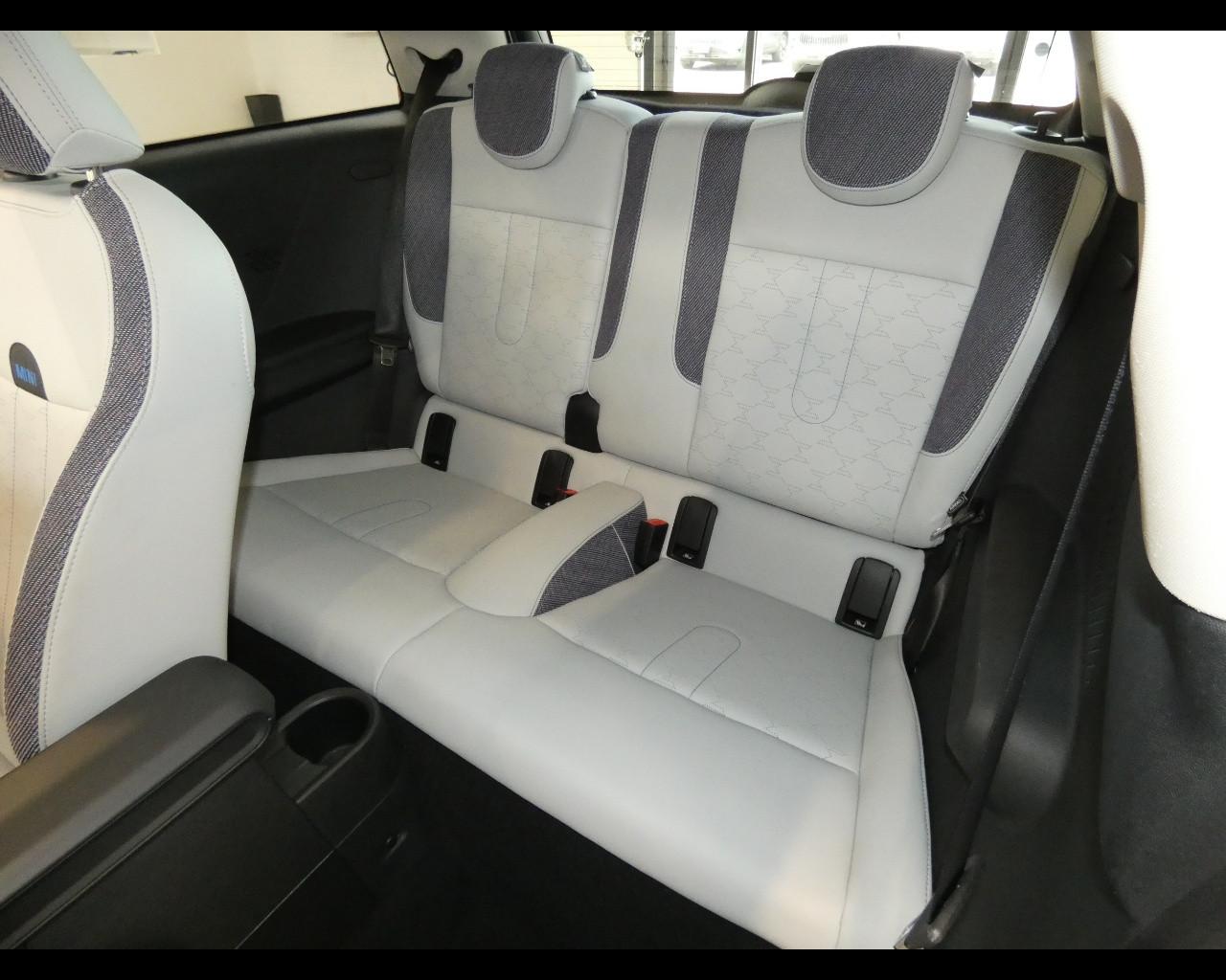 MINI Mini 5ª serie (F66) - Mini Cooper C Classic