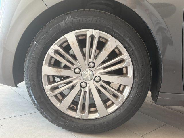 PEUGEOT 208 1° serie PureTech 82 5 porte Active