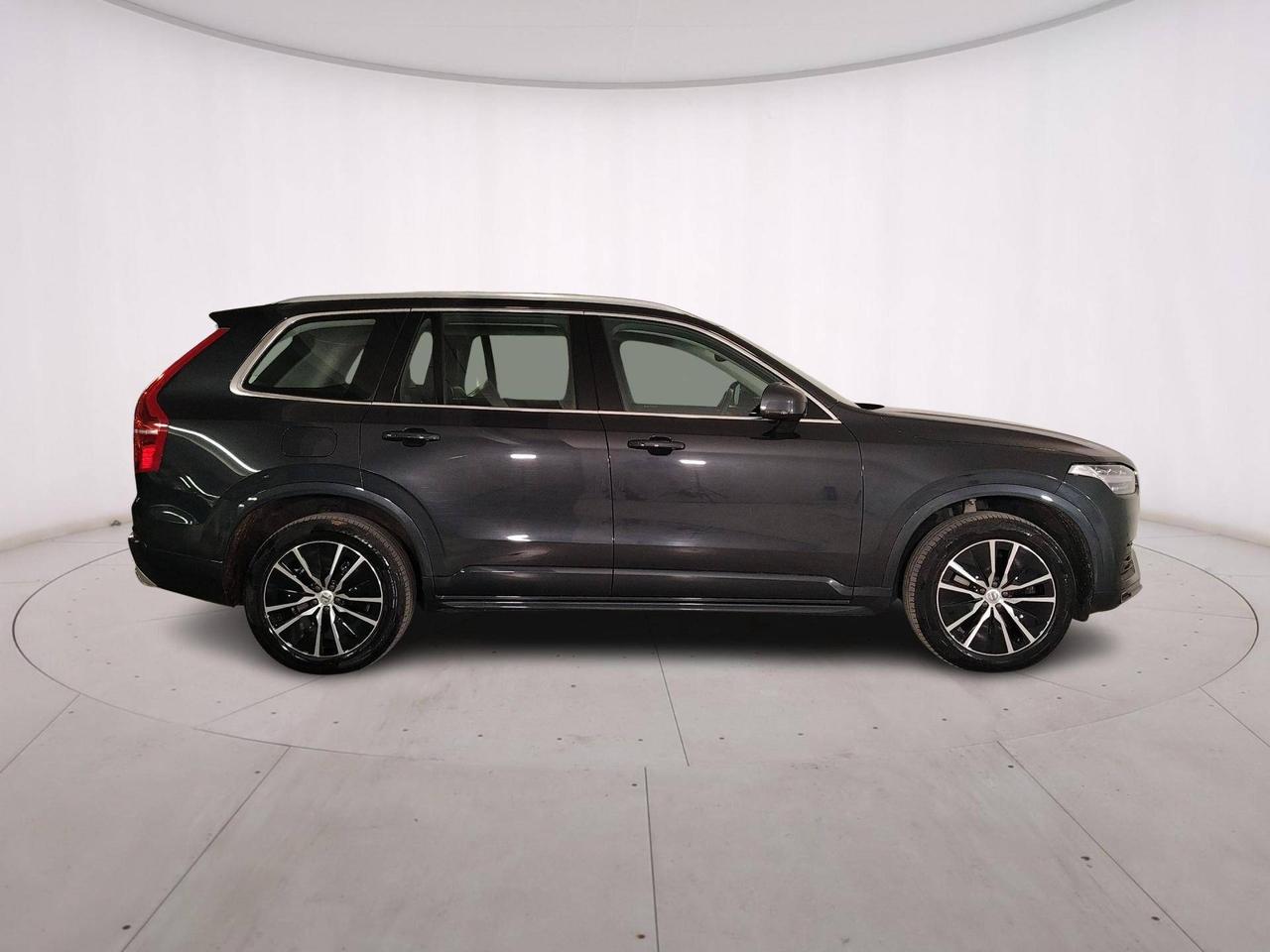 Volvo XC90 2.0 b5 Momentum awd