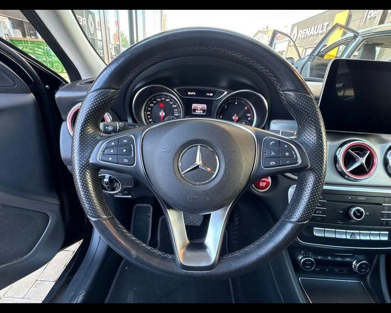 Mercedes-Benz GLA GLA 200 d Automatic Night Edition