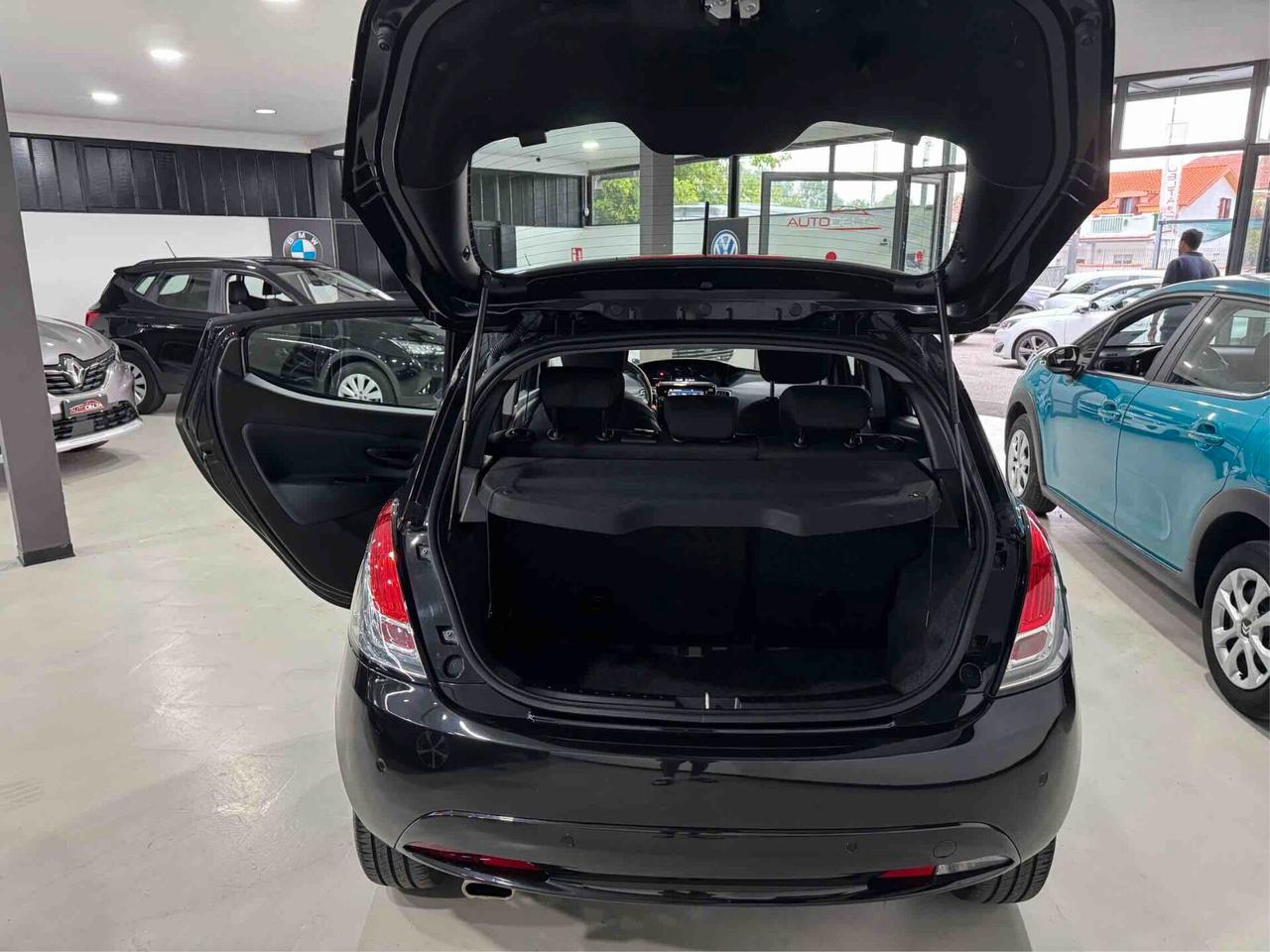 Lancia Ypsilon LanciaYpsilon 1.0 FireFly 5 porte S&S Hybrid Gold
