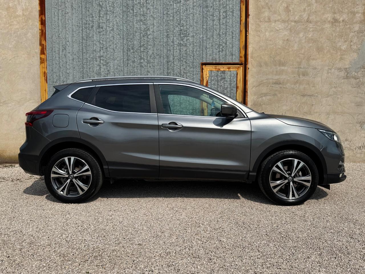 Nissan Qashqai 1.2 N-Connecta 115cv | GARANZIA 12 MESI