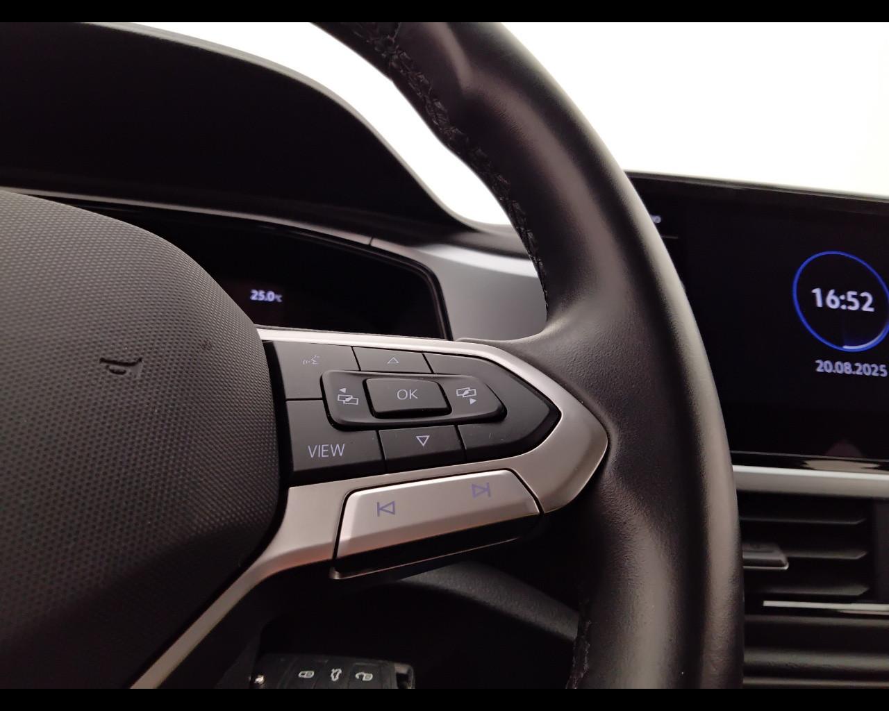 VOLKSWAGEN T-Roc 2022 - T-Roc 1.0 tsi Life 110cv