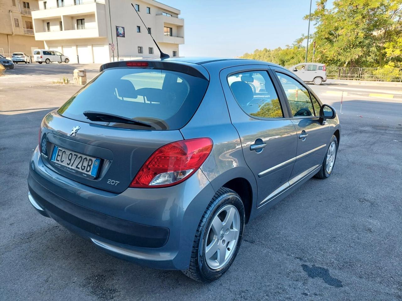 Peugeot 207 1.4 8V 75CV 5p. X Line solo 130 mila km