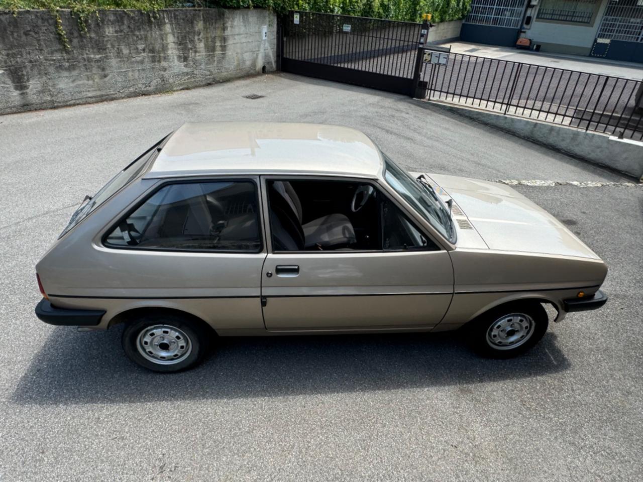 Ford Fiesta 900 Mk1 (1982) - ASI - Targhe Originali