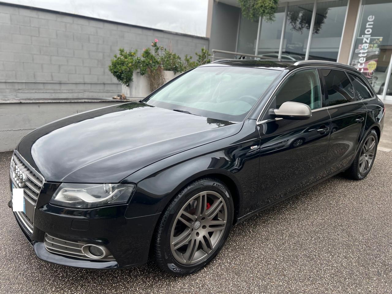 Audi A4 Avant 2.0 tdi 143cv S LINE Ambiente multitronic BELLA!!