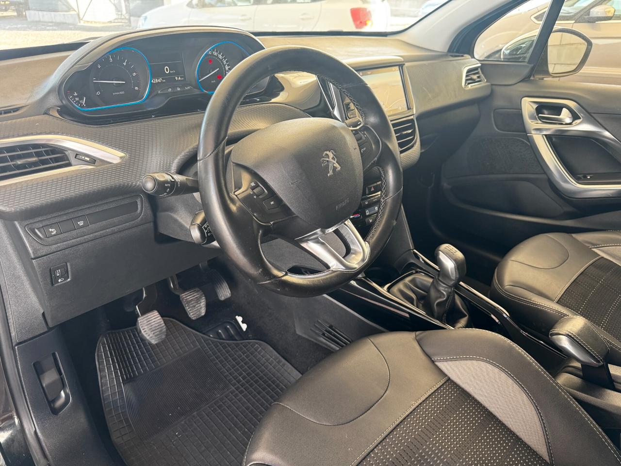 Peugeot 2008 BlueHDi 100 Allure - 12/2015