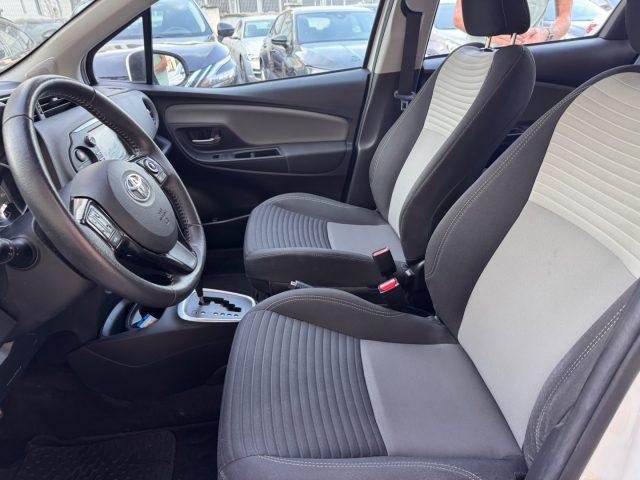 TOYOTA Yaris 1.5 5 porte Active