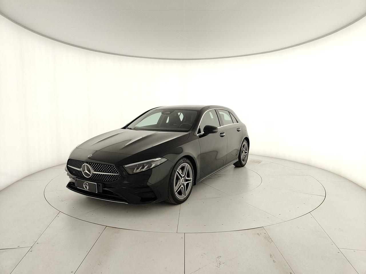 Mercedes-Benz A 180 AMG Line Advanced Plus auto