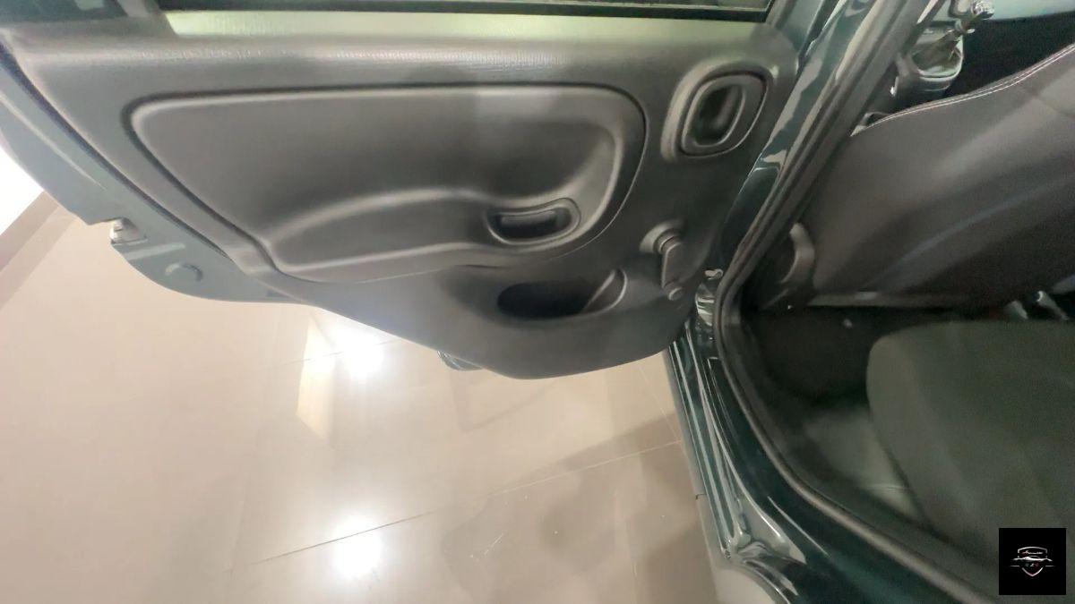 FIAT - Panda - 1.0 FireFly S&S Hybrid City Cross