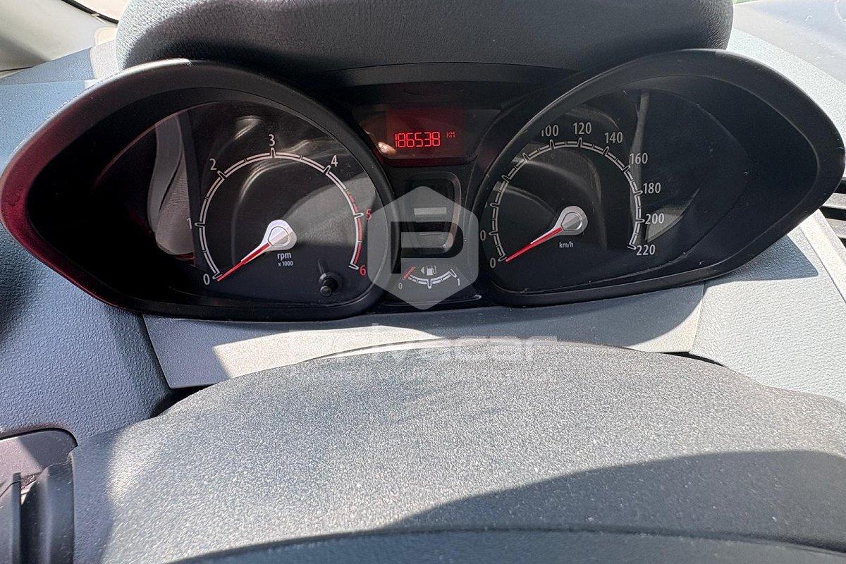 FORD Fiesta 1.4 TDCi 70CV 3 porte Titanium