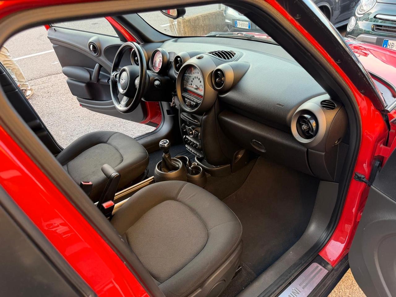 Mini Cooper Countryman 1.6 tetto