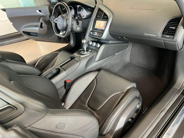 AUDI R8 Coupe 4.2 V8 TARGHE ORIGINALI ! SOLO 62000KM !