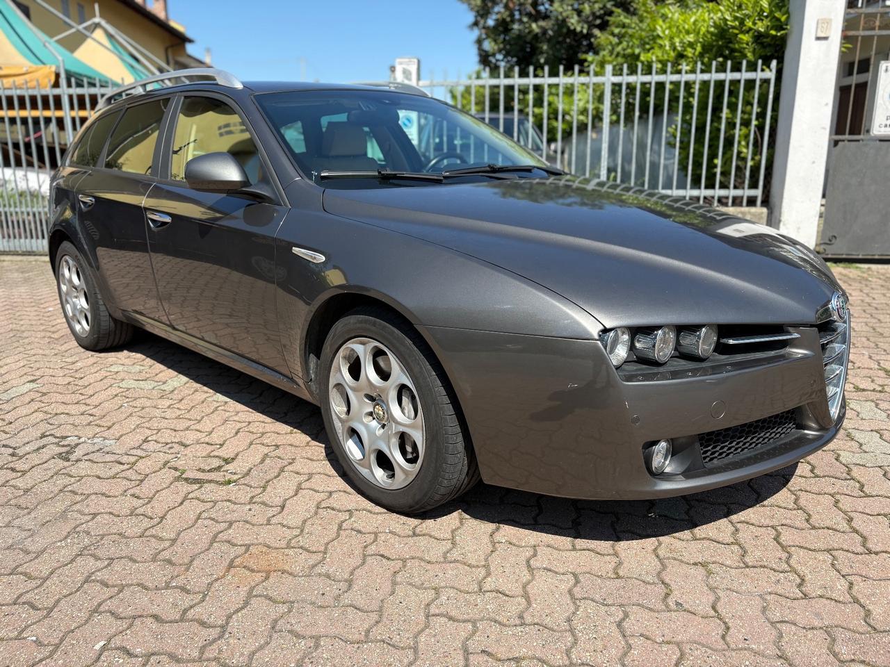 Alfa Romeo 159 2.4 JTDm 20V 210 CV Q4 Sportwagon Exclusive