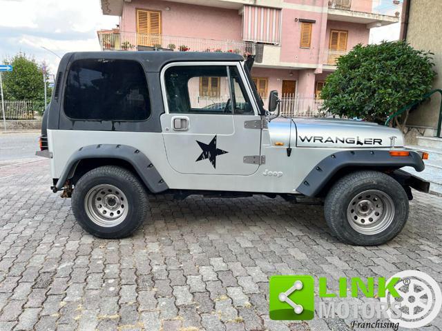 JEEP Wrangler 2.5 i 103 cv Laredo GPL