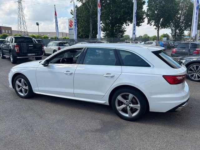 Audi A4 Avant 30 TDI 136 CV S tronic Business Advanced