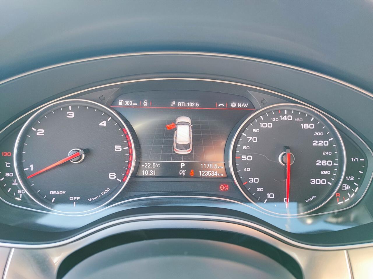 Audi A6 Avant 3.0 TDI quattro S tronic Business Plus