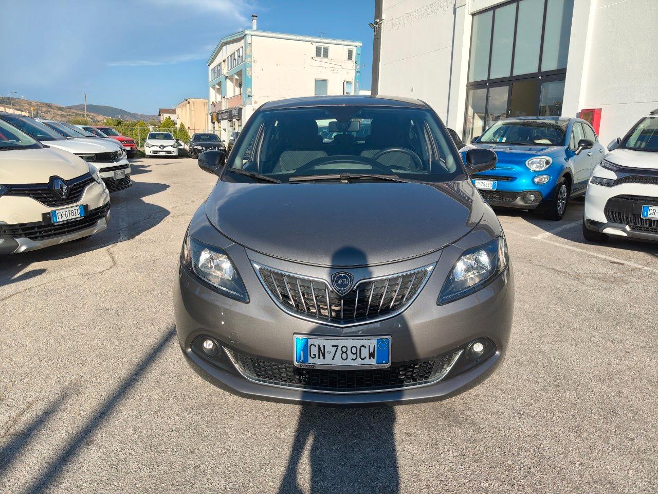 Lancia Ypsilon 1.0 firefly hybrid Gold s&s 70cv 5p.ti