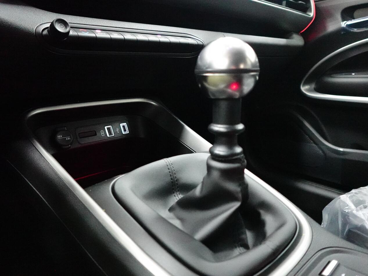 Jeep Avenger 1.2 GSE T3 100 CV SUMMIT