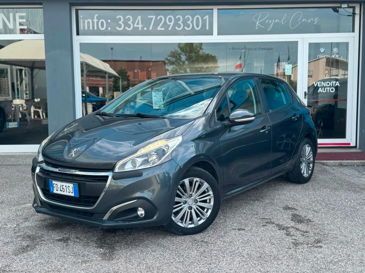Peugeot 208 BlueHDi 75 5 porte Allure