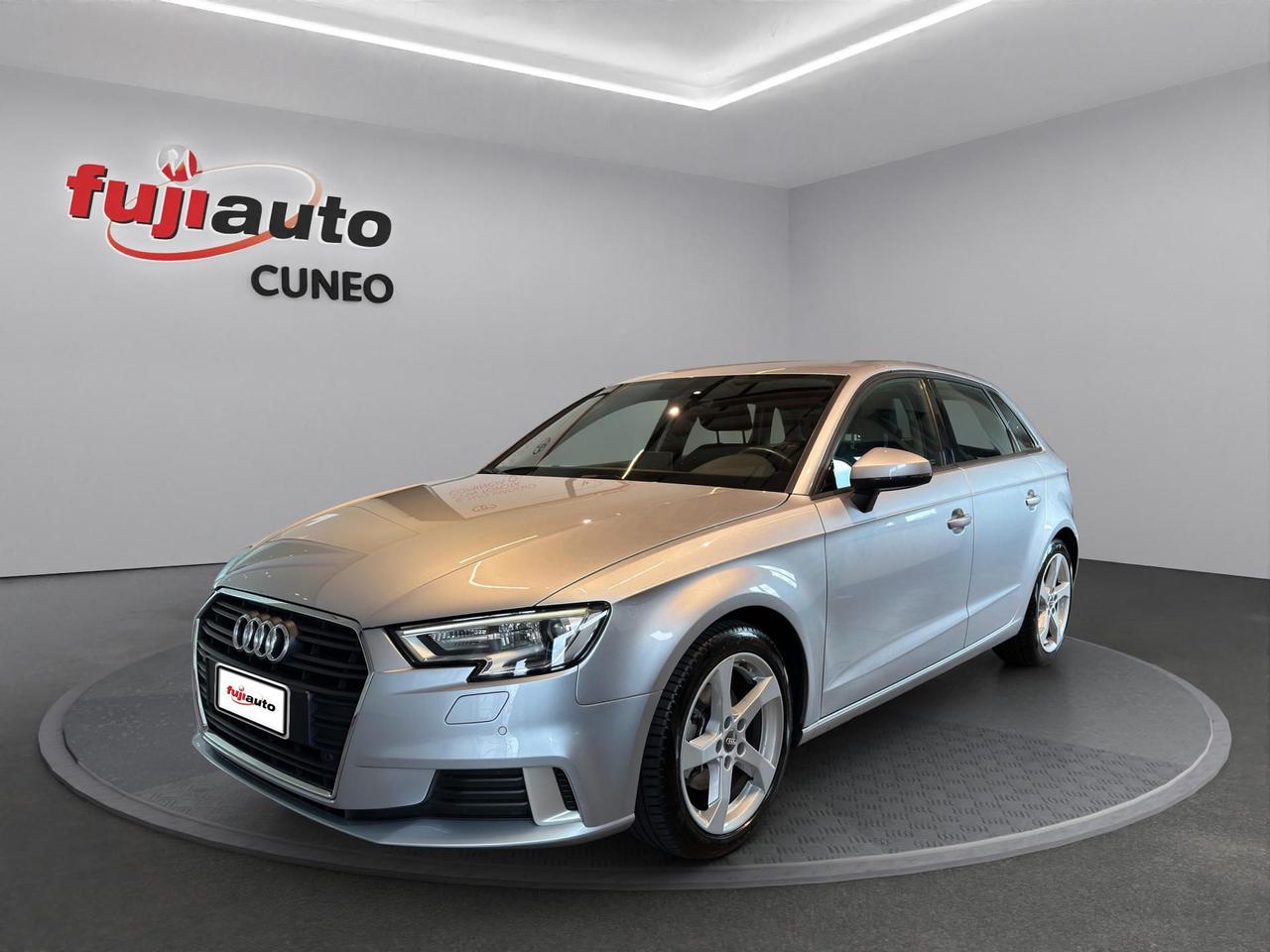 Audi A3 Sportback 1.6 tdi Design 110cv s-tronic