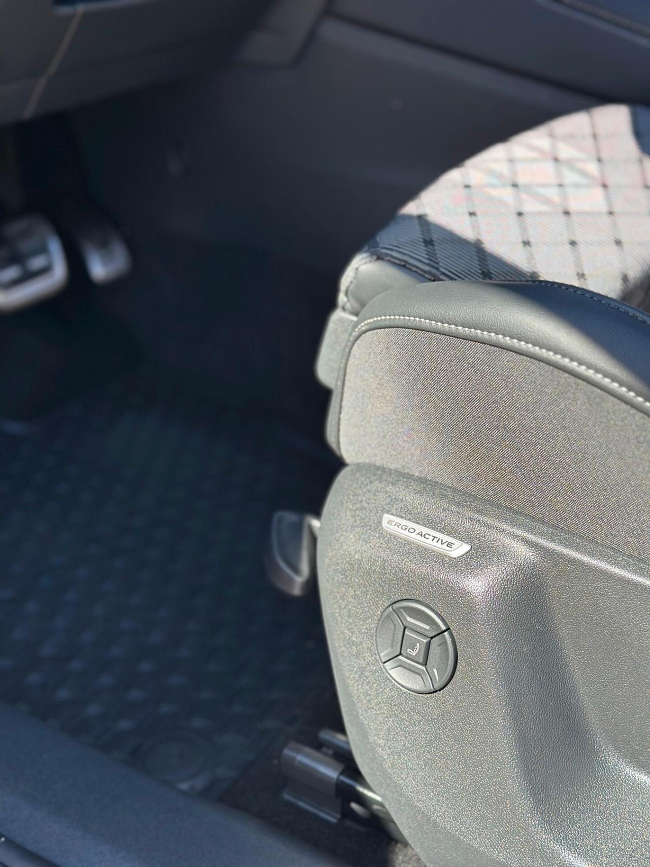 Volkswagen Tiguan 2.0 TDI 193 CV DSG 4MOTION R-Line Plus