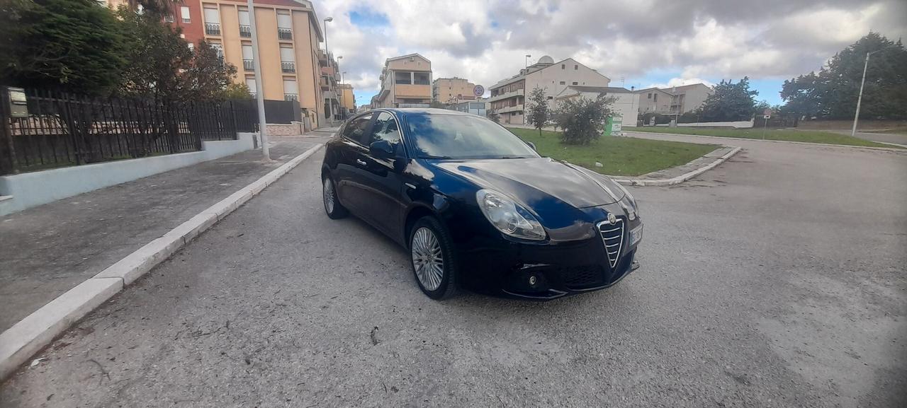 Alfa Romeo Giulietta 2.0 JTDm-2 140 CV Distinctive
