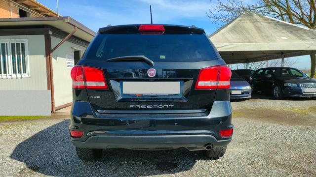 FIAT Freemont 2.0 Mjt 170 CV 4x4 aut. Lounge Park Avenue 7Posti