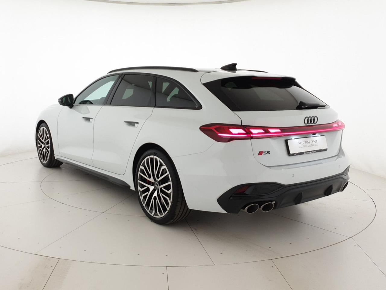 Avant 3.0TFSI 367CV quattro Stronic Sport Attitude