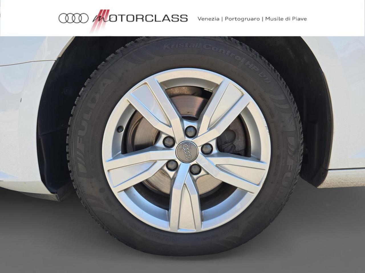 Audi A4 avant 30 2.0 tdi 122cv business s tronic my16