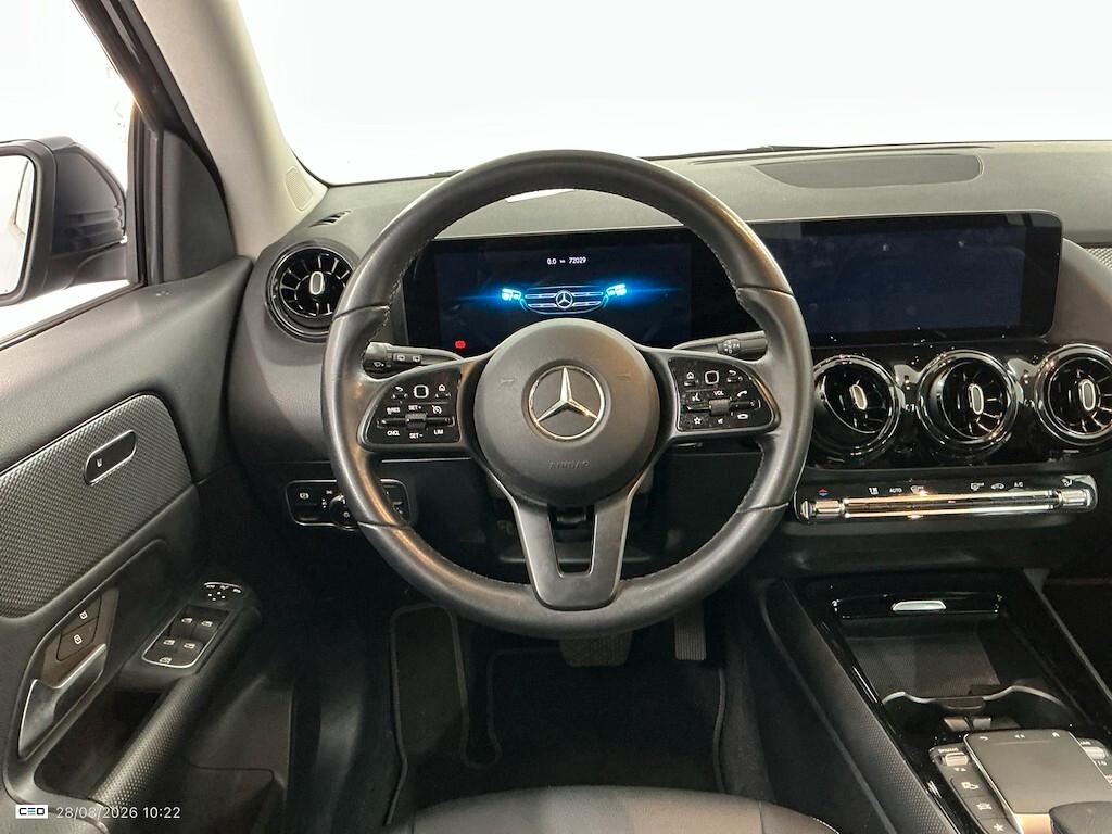 MERCEDES-BENZ GLA 180D 115CV AUTOMATIC BUSINESS SOLUTION ( CRUISE - PELLE - NAVI PREMIUM - MIRROR - PARK ASSIST - TELECAMERA POST. )