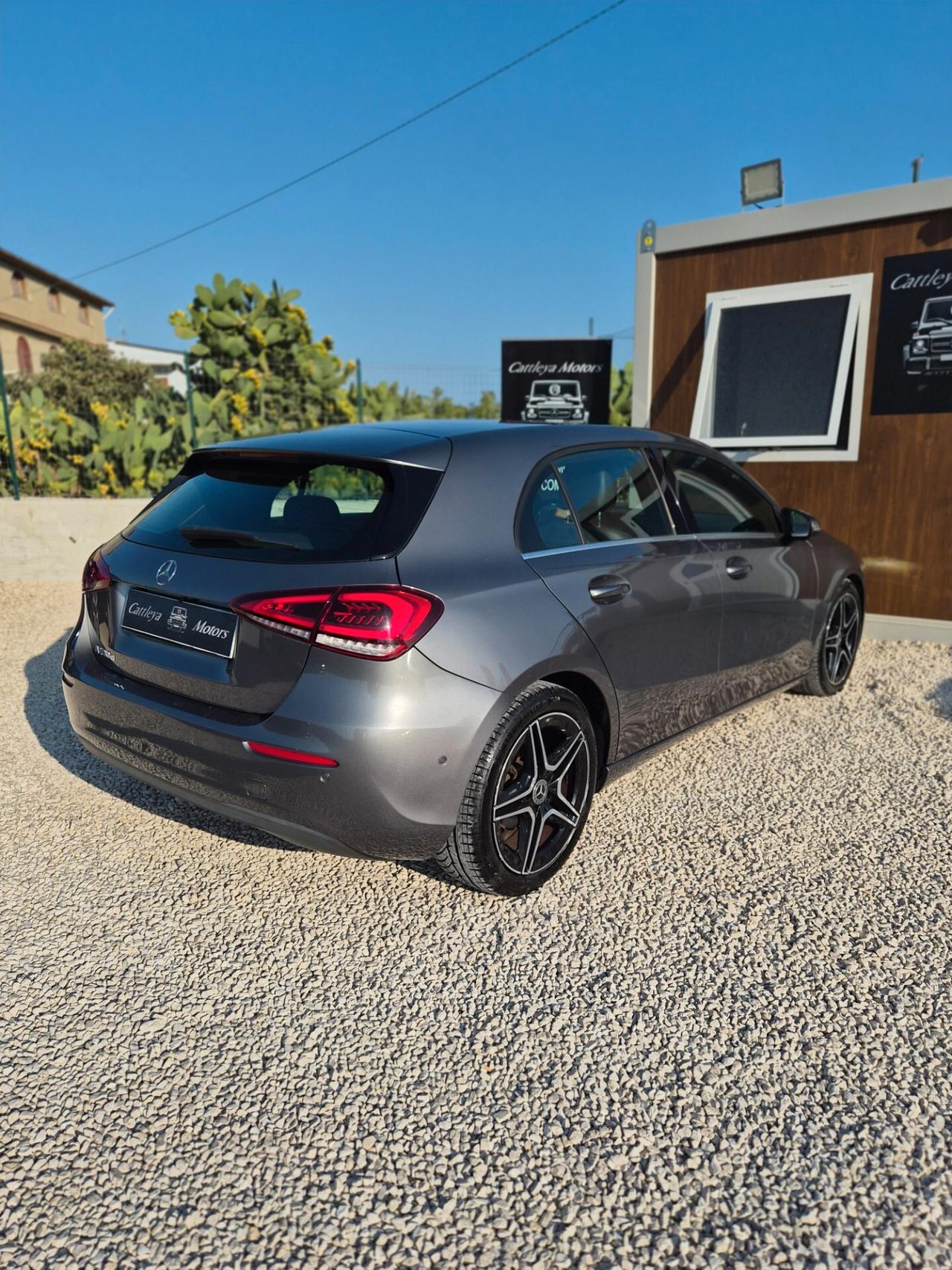 Mercedes-benz A 180 d Sport pelle,led