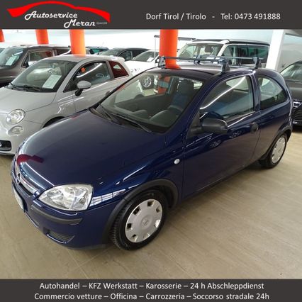 Opel Corsa 1.2i 16V Cosmo 75 CV neopatentati