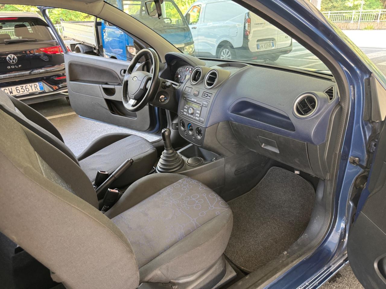 Ford Fiesta 1.2 16V 3p. Ghia 44.000km 2007