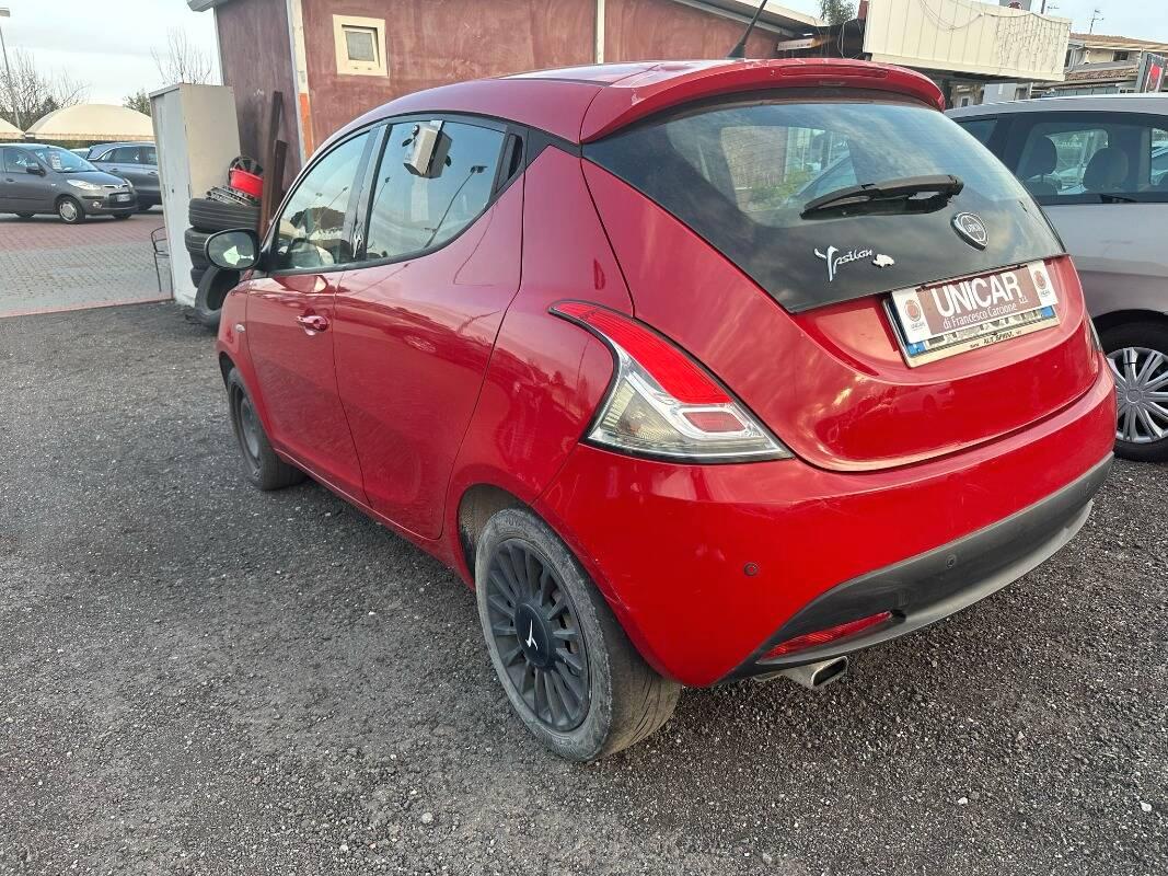 Lancia Ypsilon 1.2 8v Gold c CL 69cv E6