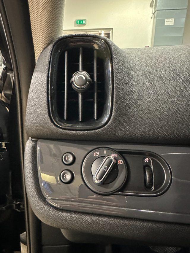 MINI Countryman 1.5 Cooper Classic Auto - LED - 17"-Cmaera-Carplay